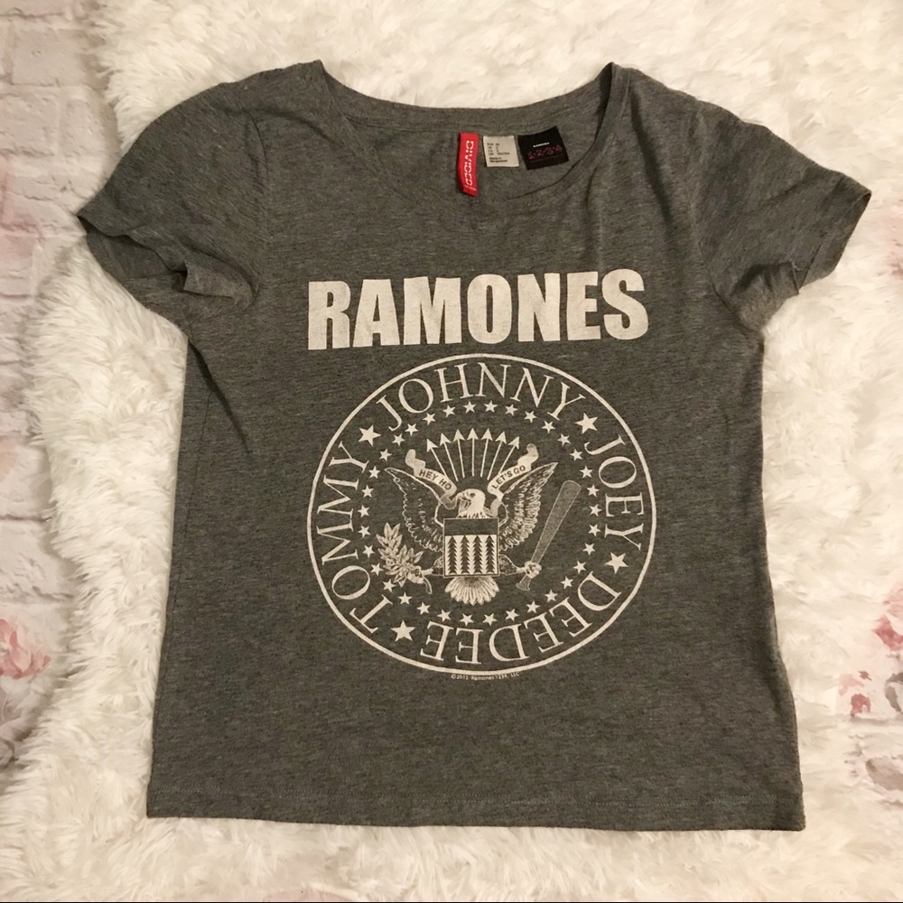 Ramones t-shirt.